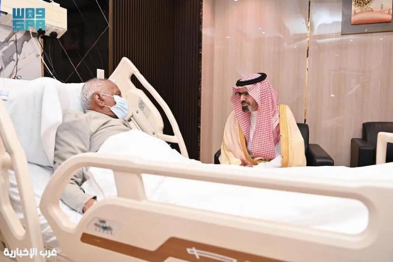 نائب أمير جازان يزور الأديب إبراهيم مفتاح للاطمئنان على صحته نائب أمير جازان يزور الأديب إبراهيم مفتاح للاطمئنان على صحته
