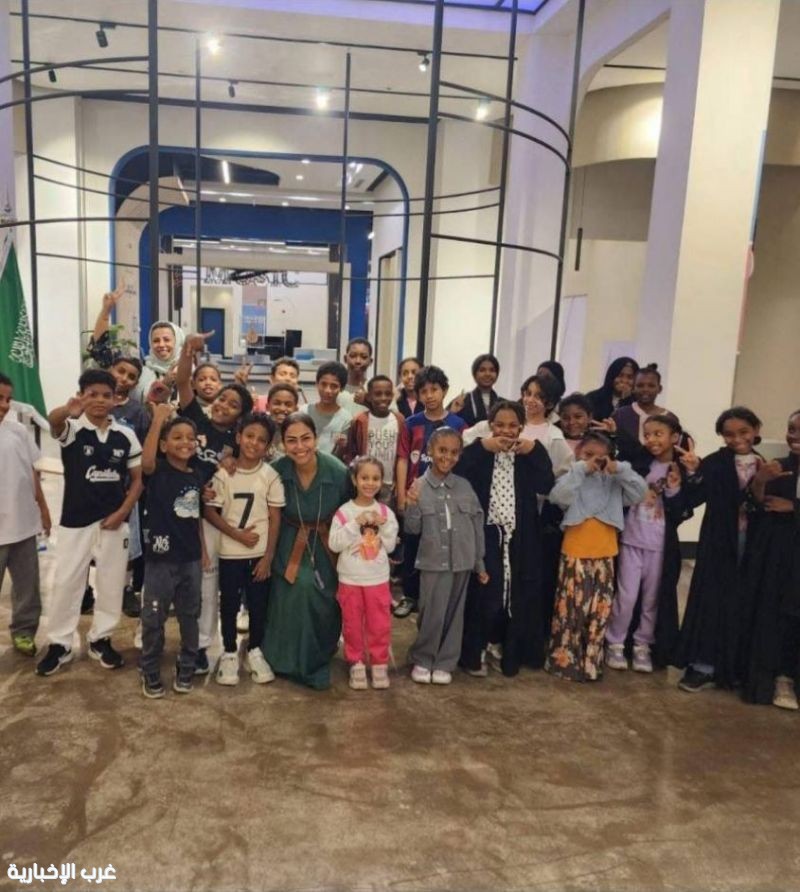 90 طالبًا وطالبة من “الجمعيّة الأولى ” يتدرّبون على الموسيقى في المركز السعودي بجدة 90 طالبًا وطالبة من “الجمعيّة الأولى ” يتدرّبون على الموسيقى في المركز السعودي بجدة