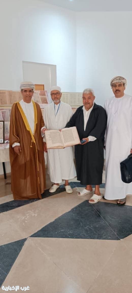 المشاركة العُمانية في الفعاليات التي تشهدها تونس تعبّر عن عمق العلاقات الثقافية والفكرية بين البلدين المشاركة العُمانية في الفعاليات التي تشهدها تونس تعبّر عن عمق العلاقات الثقافية والفكرية بين البلدين
