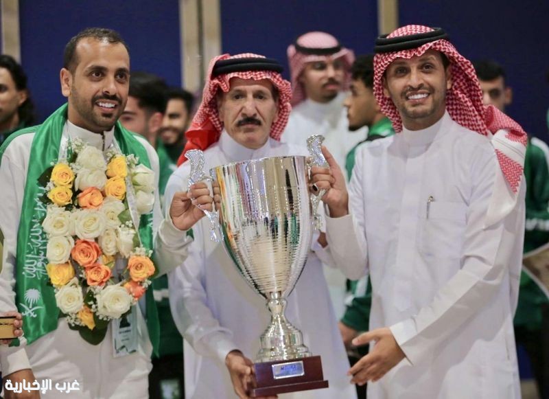 من قلب قارة أوروبا.. المدرب السعودي سيف آل نمره يصنع معجزة "أبطال السعودية" ويرفع راية الوطن في البطولات الدولية من قلب قارة أوروبا.. المدرب السعودي سيف آل نمره يصنع معجزة "أبطال السعودية" ويرفع راية الوطن في البطولات الدولية