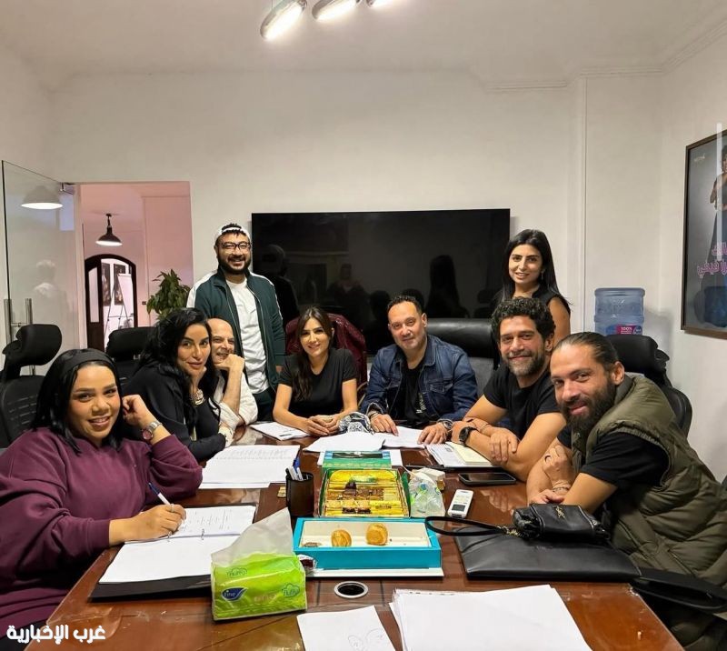 محمد بشير يجتمع بأبطال "الست موناليزا" والمخرج محمد علي استعدادًا للمنافسة في رمضان 2026