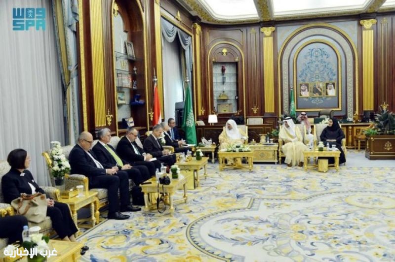 رئيس مجلس الشورى يعقد جلسة مباحثات رسمية مع رئيس الجمعية الوطنية المجرية