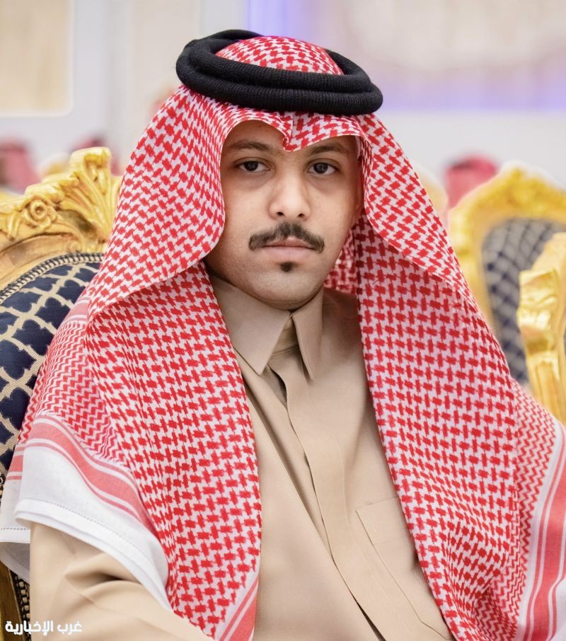 الجمعية الإعلامية بالقنفذة تمنح الإعلامي محمد الشرقي العضوية الدائمة في مجلس الإدارة