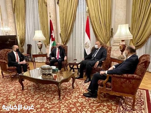 وزير الخارجية المصري يلتقي نظيره الأردني وزير الخارجية المصري يلتقي نظيره الأردني