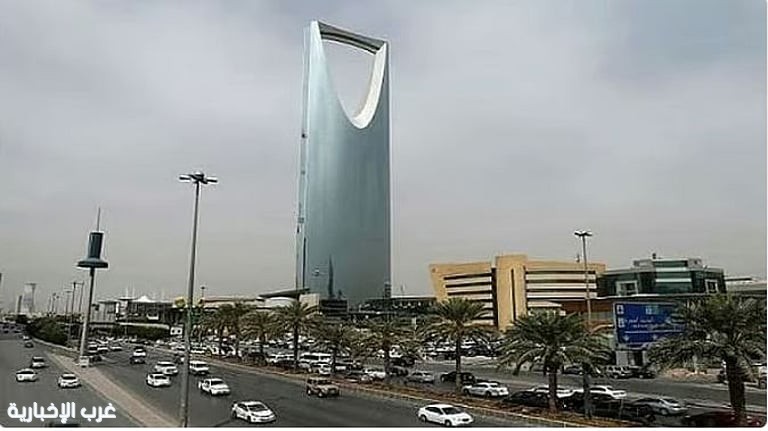 طقس المملكة الأربعاء.. فرصة لهطول أمطار خفيفة وتكون ضباب على عدة مناطق