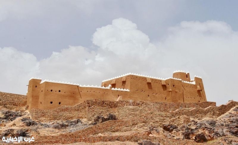 حائل والقصيم تجذب زوارها بالطبيعة والتراث