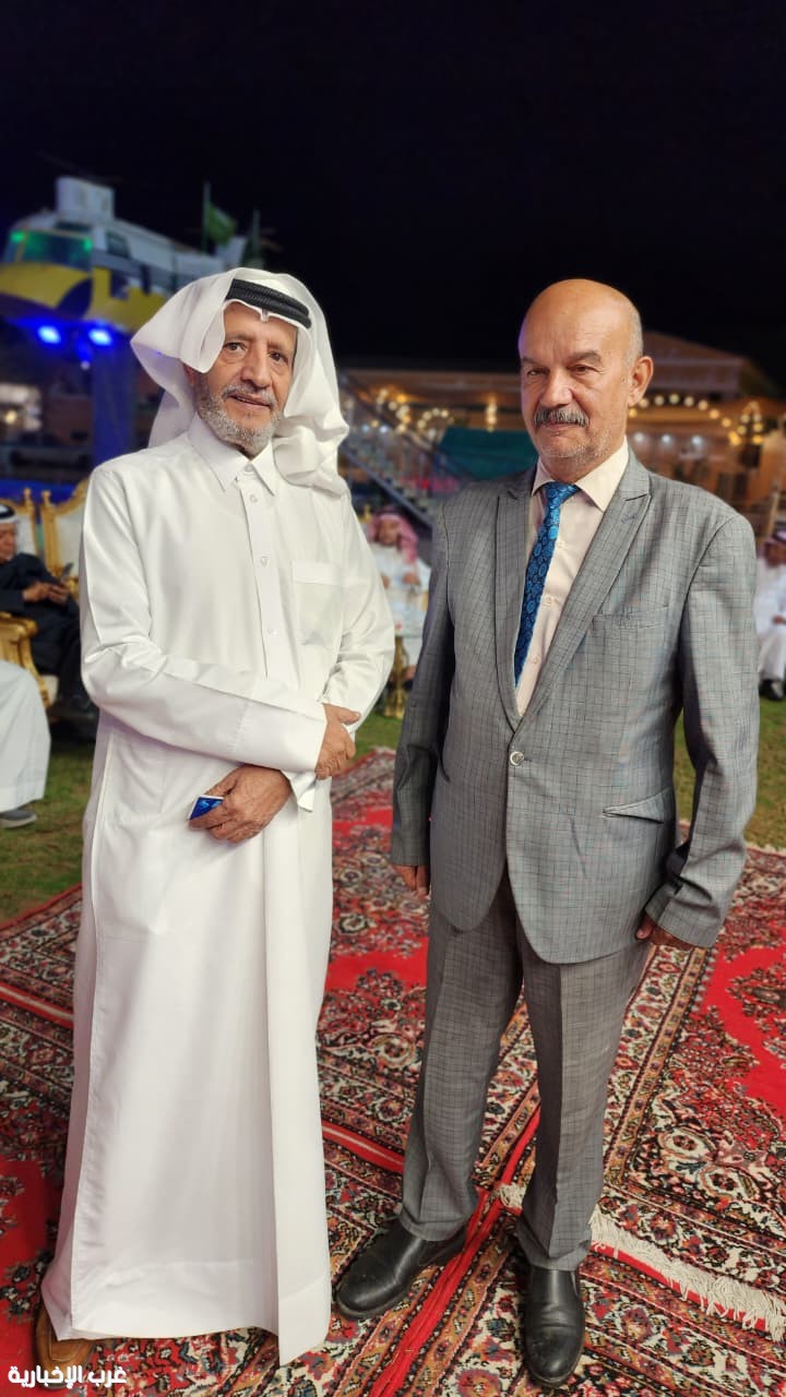 الإعلامي سعود الثبيتي يلتقى الرئيس العام للإتحاد العربي للصحافة الإلكترونية الإعلامي سعود الثبيتي يلتقى الرئيس العام للإتحاد العربي للصحافة الإلكترونية