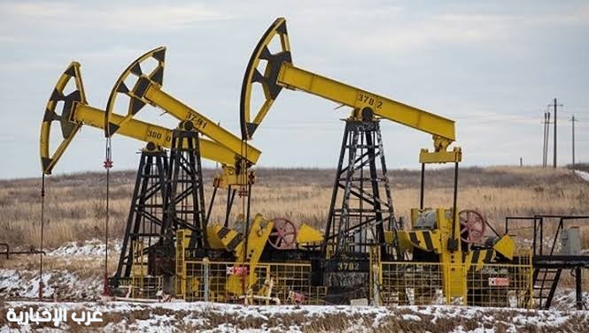 النفط يتراجع وسط توقعات بفائض المعروض النفط يتراجع وسط توقعات بفائض المعروض