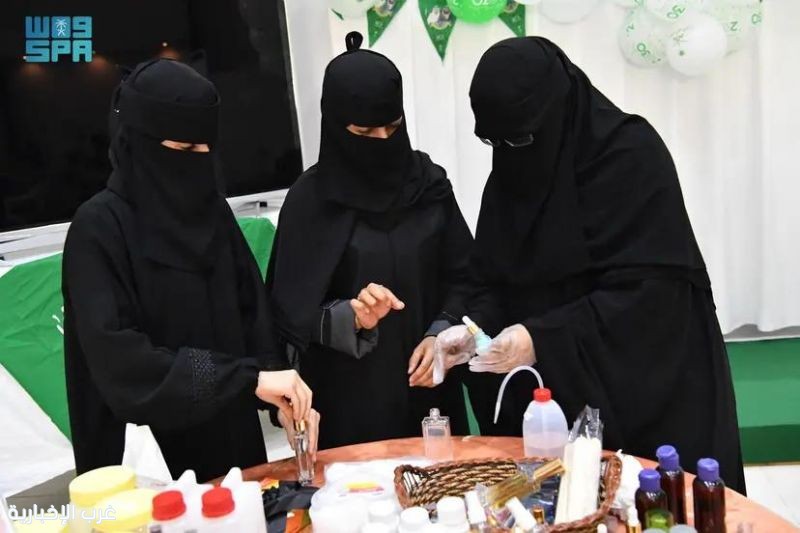 مهارات حِرَف جازان التقليدية.. لوحة فنية من تفاصيل الحياة مهارات حِرَف جازان التقليدية.. لوحة فنية من تفاصيل الحياة