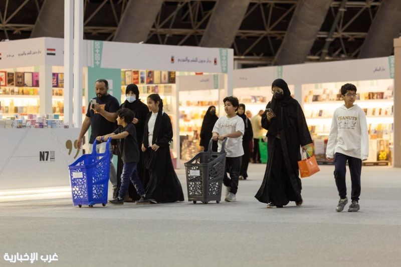 معرض جدة للكتاب يواصل استقبال الزوار