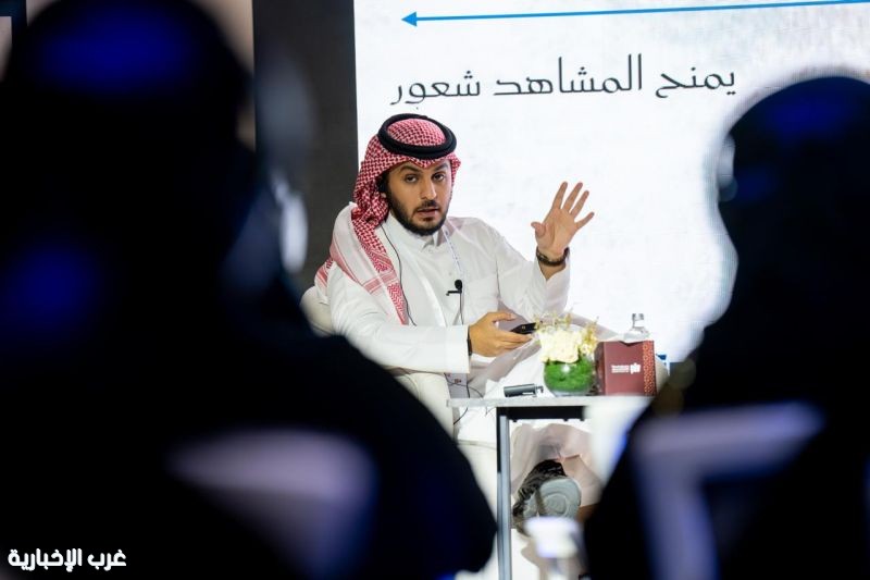 الماضي يقدم ورشة لـ"الرمزية في الأفلام" الماضي يقدم ورشة لـ"الرمزية في الأفلام"