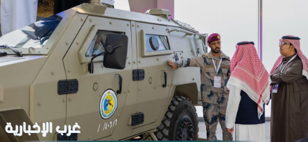 حرس الحدود يستعرض عربة "الدهناء" ضمن معرض "واحة الأمن" بمهرجان الملك عبدالعزيز للإبل