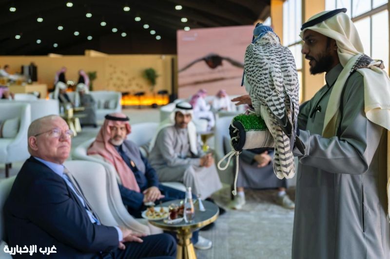 سفير هولندا يزور مهرجان الملك عبدالعزيز للصقور 2025