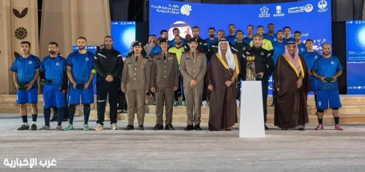 سمو محافظ الأحساء يتوّج فريق تعليم الأحساء بطلاً لكرة القدم الحكومية