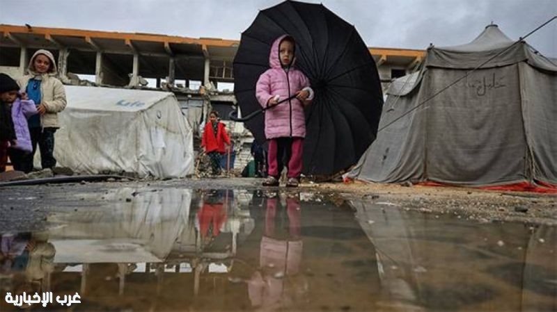 25 وفاة في غزة جراء المنخفضات الجوية وانهيار عشرات المباني