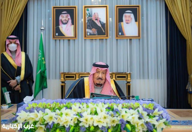خادم الحرمين الشريفين يرأس جلسة مجلس الوزراء في الرياض خادم الحرمين الشريفين يرأس جلسة مجلس الوزراء في الرياض