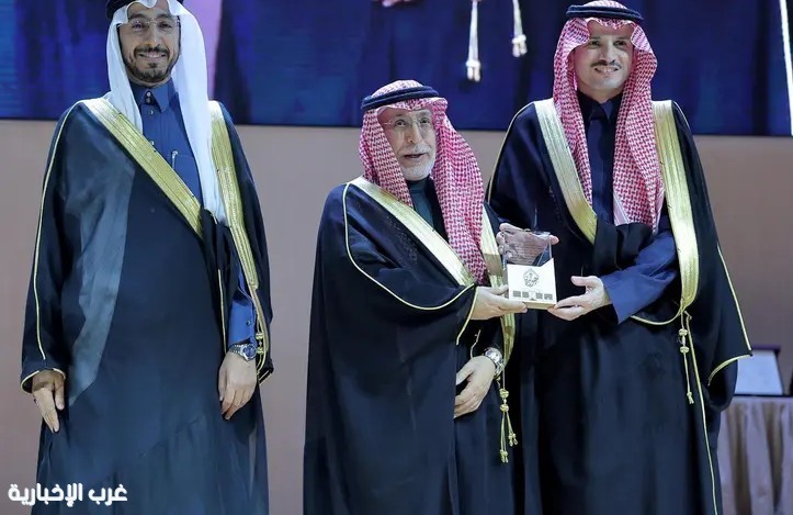 جامعة الإمام محمد بن سعود الإسلامية تعتمد الدفعة الأولى من برامجها الأكاديمية