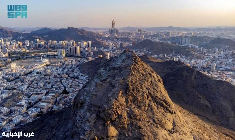 جبل حراء.. تجربة روحانية وتاريخية توثقها حملة "ذاكرة مكة المكرمة