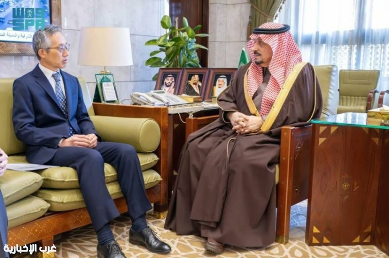 أمير منطقة الرياض يبحث العلاقات الثنائية مع سفير اليابان