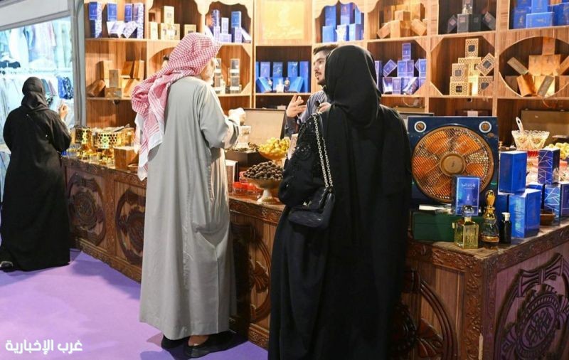 منتجات العطور المحلية تُبرز تنوّع وكفاءة الإنتاج المحلي في معرض الصناعات الوطنية السعودية منتجات العطور المحلية تُبرز تنوّع وكفاءة الإنتاج المحلي في معرض الصناعات الوطنية السعودية