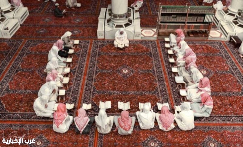 حلقات العلم بالمسجد النبوي.. أعلى الأسانيد في تعليم القرآن والسنة النبوية