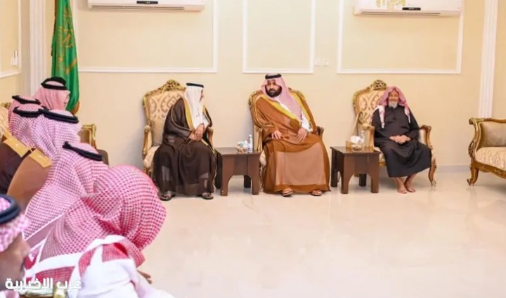 سمو أمير جازان يعزي شيخ قبيلة بني شراحيل في وفاة شقيقته