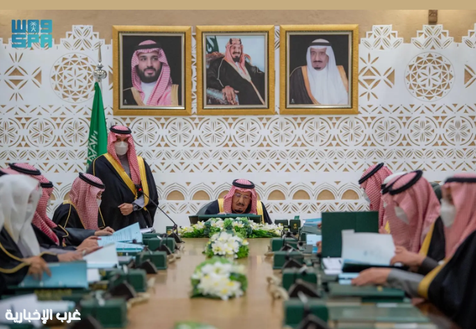 خادم الحرمين الشريفين يرأس جلسة مجلس الوزراء في الرياض