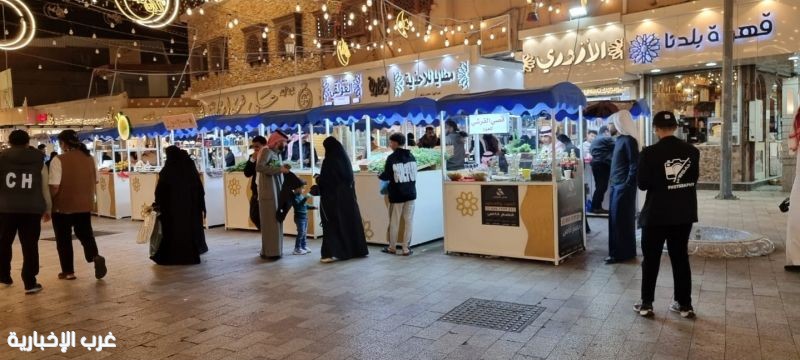 الطائف التاريخية تحتفي برمضان والبسطات تعود للواجهة الطائف التاريخية تحتفي برمضان والبسطات تعود للواجهة