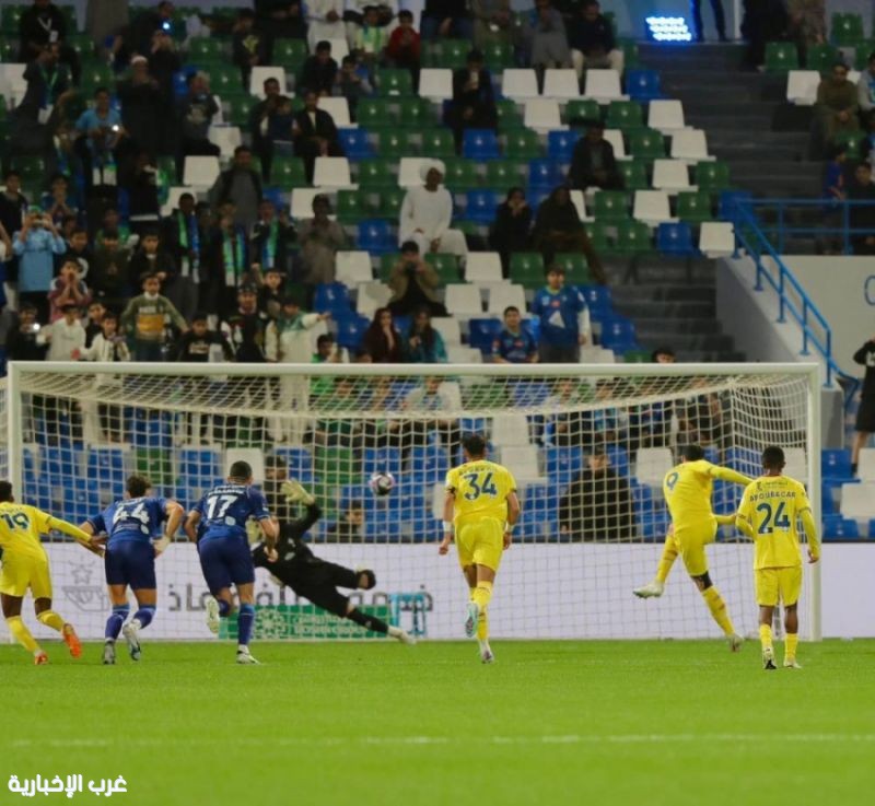 الفتح يعادل النتيجة أمام الحزم في الوقت القاتل الفتح يعادل النتيجة أمام الحزم في الوقت القاتل