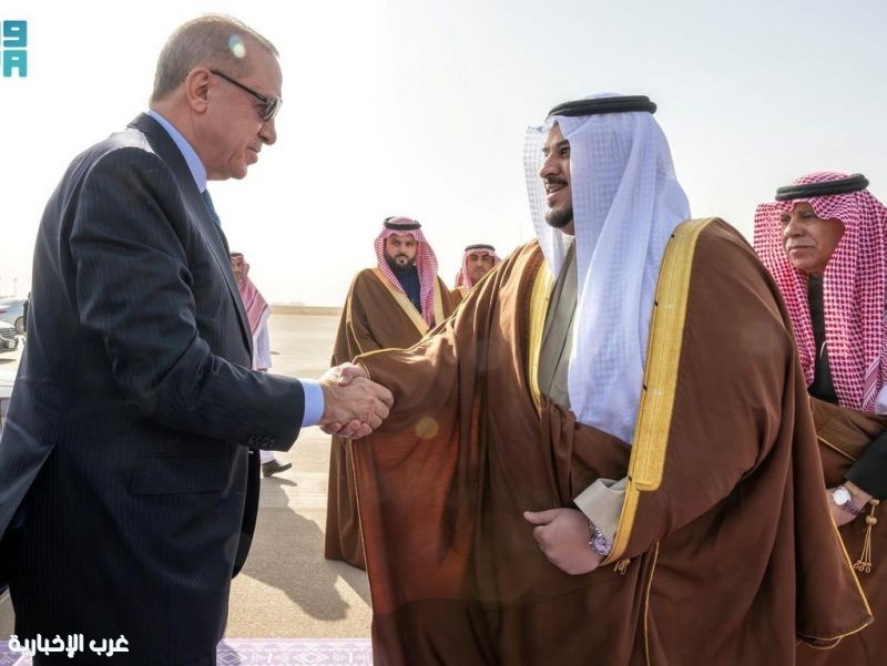 الرئيس التركي يغادر الرياض بحضور نائب أمير المنطقة وعدد من المسؤولين