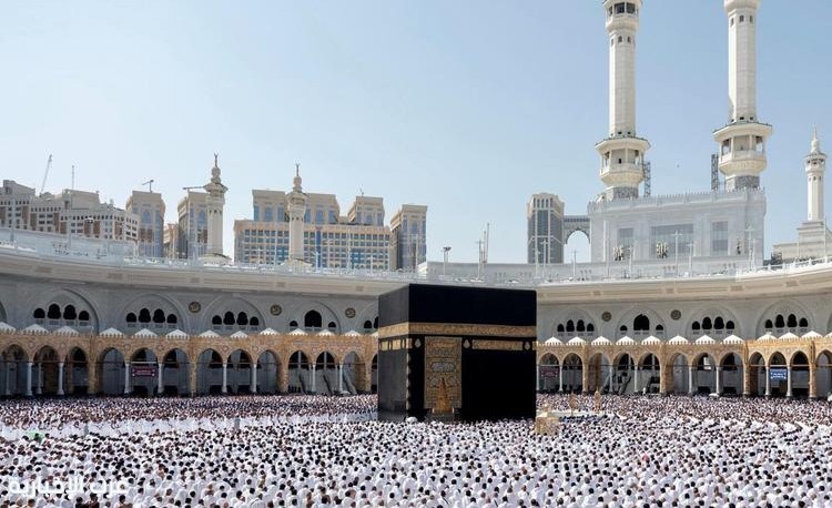 خطيب المسجد الحرام: الفقه في الدين والزهد في الدنيا طريق الكمال وطمأنينة القلوب خطيب المسجد الحرام: الفقه في الدين والزهد في الدنيا طريق الكمال وطمأنينة القلوب