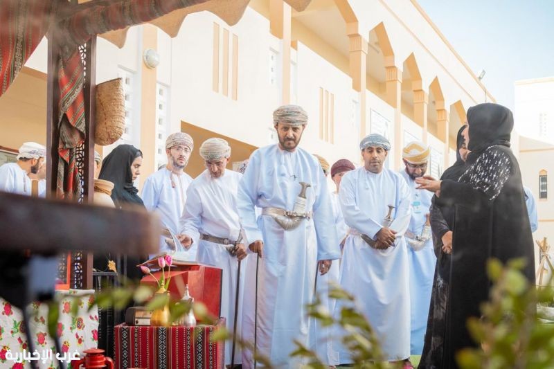 مدرسة الغيزين بولاية الخابورة تنظم فعالية إرث و إبتكار .. بوعيٍ مستدام