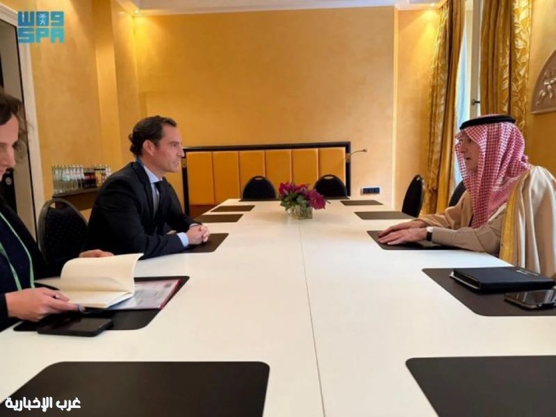 وزير الدولة للشؤون الخارجية يلتقي الممثل الخاص للأمين العام لحلف الناتو للجوار الجنوبي