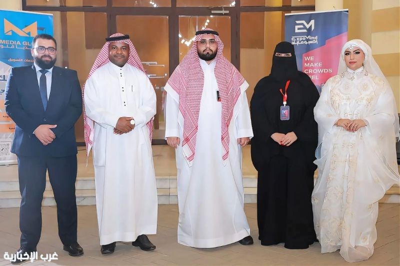 افتتاح «سوق الحي» بجدة دعمًا للأسر المنتجة والمبادرات المجتمعية افتتاح «سوق الحي» بجدة دعمًا للأسر المنتجة والمبادرات المجتمعية