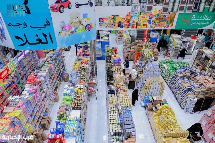 تصاعد الحركة الشرائية بأسواق الباحة قبيل شهر رمضان المبارك وتكثيف الجولات الرقابية
