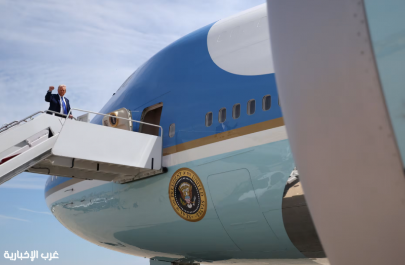 "ستُطلى بألوان ترامب المفضلة".. مصدر يكشف لـCNN عن تعديلات في الطائرة الرئاسية الأمريكية "ستُطلى بألوان ترامب المفضلة".. مصدر يكشف لـCNN عن تعديلات في الطائرة الرئاسية الأمريكية