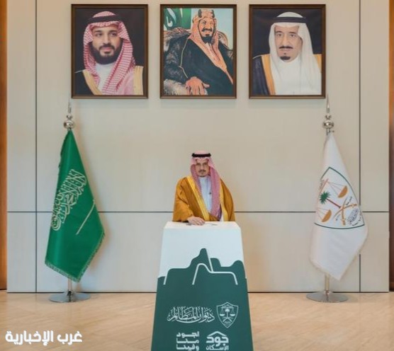 رئيس ديوان المظالم يدشن حملة "الجود منّا وفينا" رئيس ديوان المظالم يدشن حملة "الجود منّا وفينا"