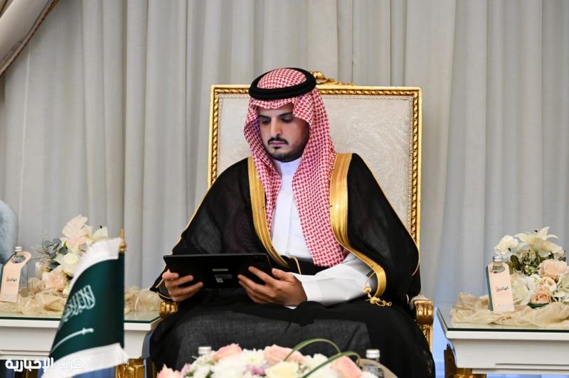 محافظ الطائف يشارك جمعية كهاتين الخيرية مأدبة الإفطار ويثمن جهودها المجتمعية محافظ الطائف يشارك جمعية كهاتين الخيرية مأدبة الإفطار ويثمن جهودها المجتمعية