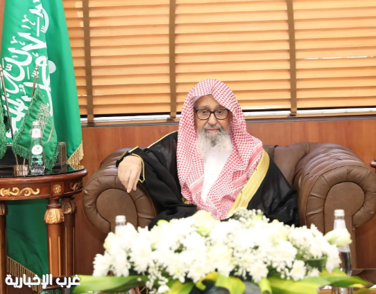 المفتي العام للمملكة يؤكد أهمية دعم صندوق إحسان الوقفي لتعزيز رسالة الوقف الخيرية المفتي العام للمملكة يؤكد أهمية دعم صندوق إحسان الوقفي لتعزيز رسالة الوقف الخيرية