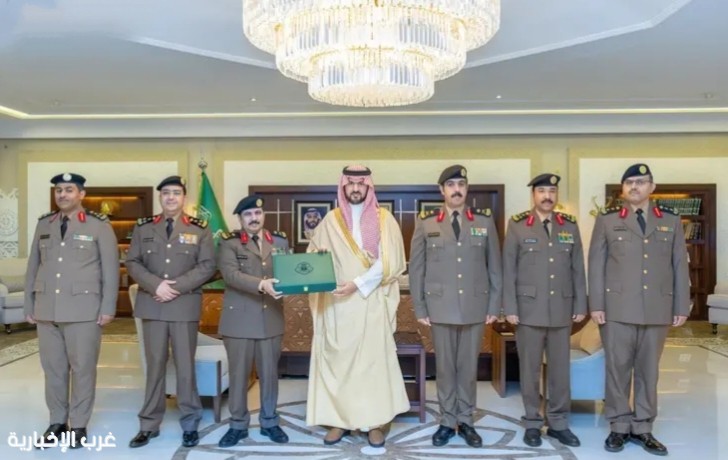 نائب أمير الشرقية يستقبل مدير شرطة المنطقة وقيادات أفرع الأمن العام