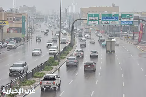 أمطار رعدية ورياح مثيرة للأتربة على عدة مناطق.. وتحذيرات بحرية في الأحمر والخليج