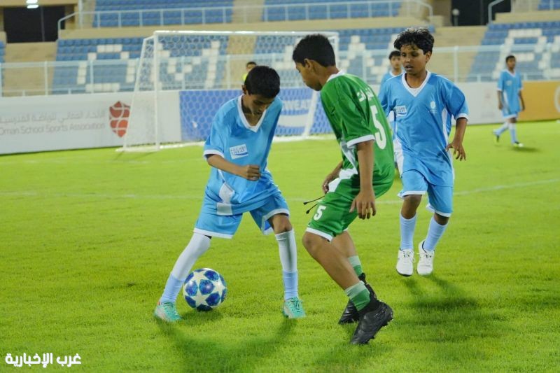 تواصل الإثارة في دوري بوكاري سوت المدرسي لكرة القدم