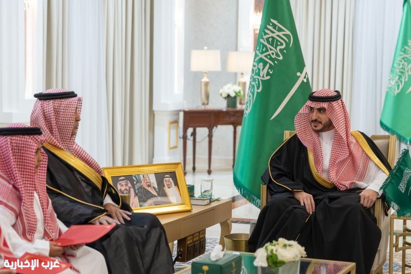 أمير منطقة الجوف يكرّم الطلاب والطالبات الفائزين بجوائز "منافس" في مساراته الخمسة