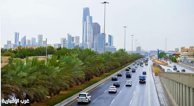 أمطار رعدية غزيرة وسيول متوقعة على عدة مناطق بالمملكة أمطار رعدية غزيرة وسيول متوقعة على عدة مناطق بالمملكة