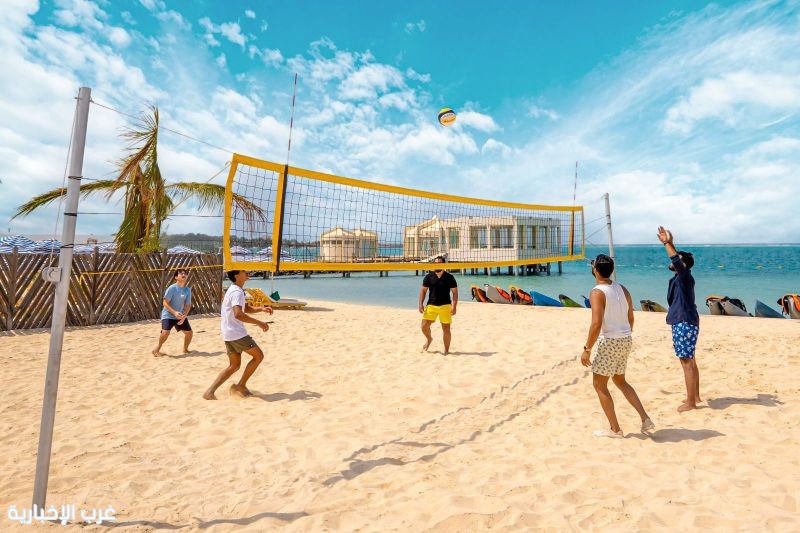 بين اعتدال الأجواء والمغامرة والاسترخاء شواطئ المملكة.. تجارب ربيعية لا تشبه غيرها بين اعتدال الأجواء والمغامرة والاسترخاء شواطئ المملكة.. تجارب ربيعية لا تشبه غيرها