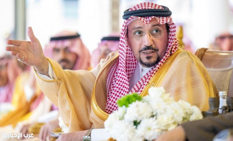 أمير القصيم يرعى “كأس الدرعية” للفروسية وسط تنافس قوي وتتويج مميز أمير القصيم يرعى “كأس الدرعية” للفروسية وسط تنافس قوي وتتويج مميز