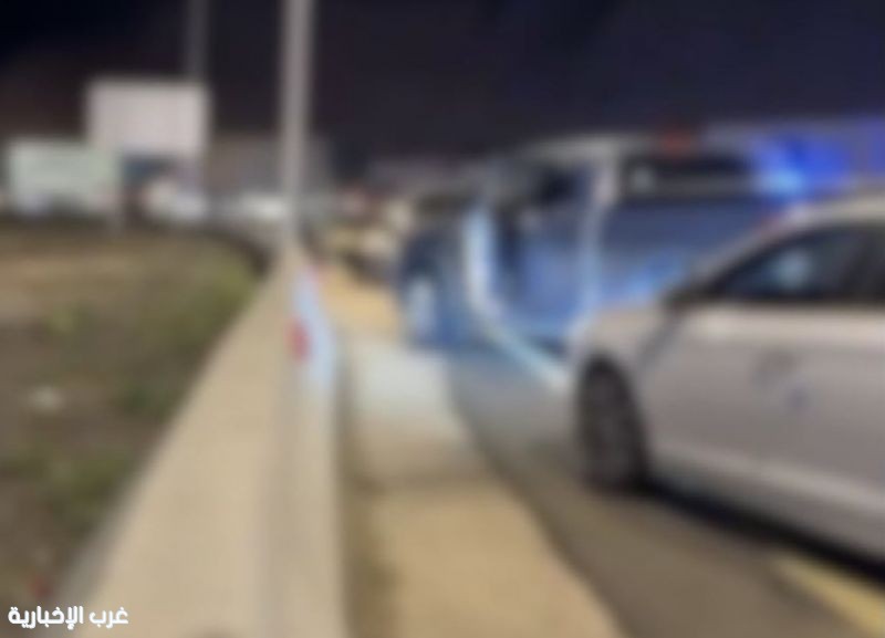 حادث مروري في عسير إثر فقدان السيطرة على شاحنة ومباشرة الجهات المختصة فورًا