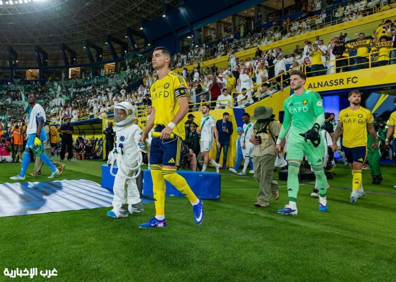 مبادرة إنسانية في دوري روشن: تمكين الأيتام بمرافقة نجوم الكرة وتحفيزهم على التفوق الدراسي