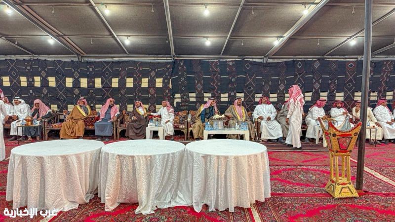 قيمٍ عنوانها الوفاء.. الحنيفات يقيمون مأدبة عشاء ويكرّمون الشيخ مزعل اللحاوي والشاعر عايد الوردة وعلي الحمدان