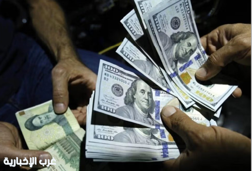 سعر الدولار يتخطى 183 ألف تومان في سوق إيران الحرة وسط أزمة اقتصادية طاحنة وحصار بحري خانق